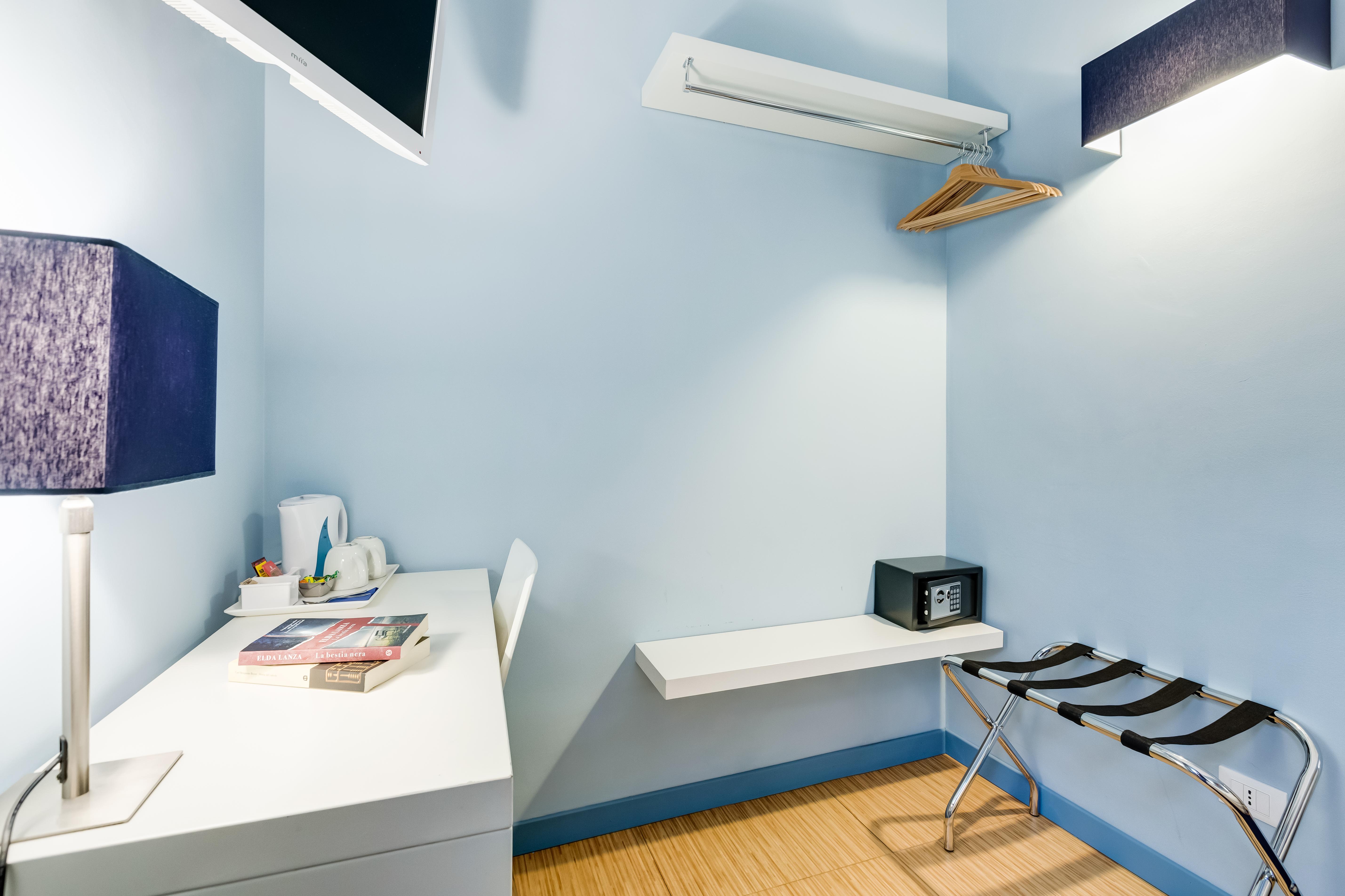 Easy Budget Colosseo Roma Dış mekan fotoğraf