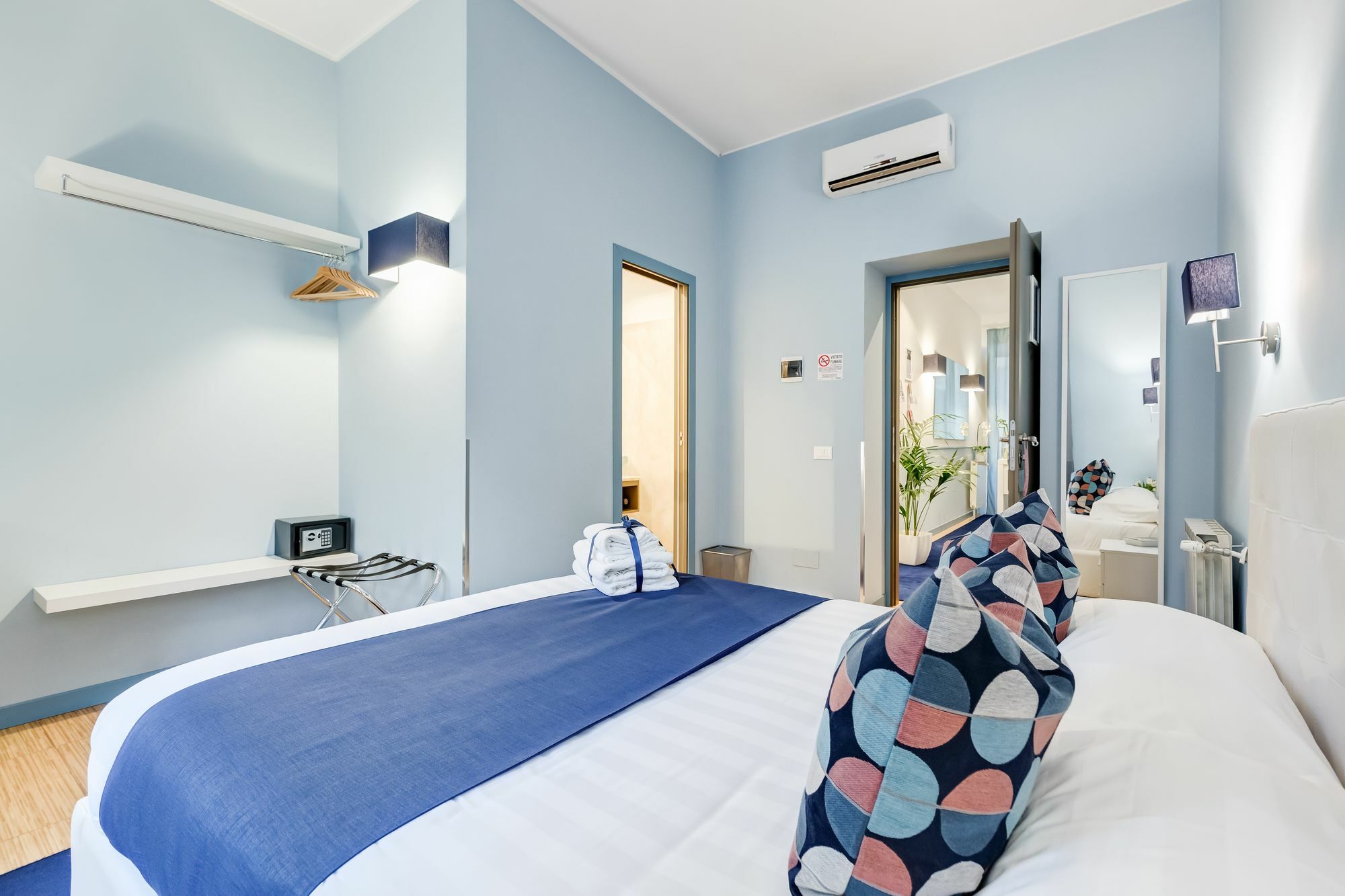 Easy Budget Colosseo Roma Dış mekan fotoğraf